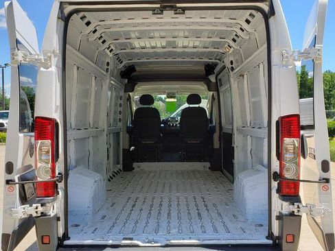 Used 2018 RAM ProMaster 3500 FWD image 5