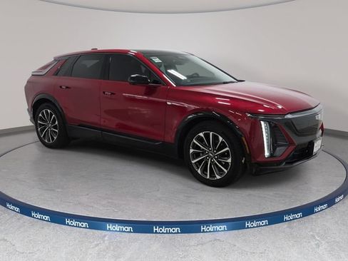 Certified 2024 Cadillac Lyriq Sport AWD/4WD image 3