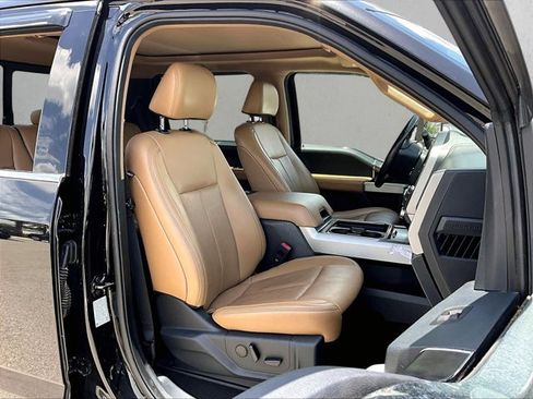 Used 2022 Ford F250 Lariat w/ Lariat Ultimate Package AWD/4WD image 9