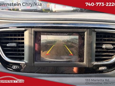 Used 2018 Chrysler Pacifica Touring Plus w/ S Appearance Package FWD image 20