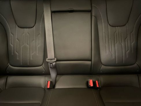 Used 2024 Buick Encore GX Avenir image 18