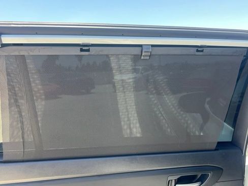 Used 2020 Toyota Highlander XLE FWD image 46