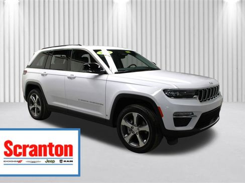 Used 2023 Jeep Grand Cherokee Limited w/ Trailer Tow Prep Group (B) image 1