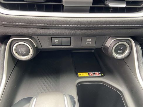 Used 2026 Toyota Grand Highlander AWD image 27