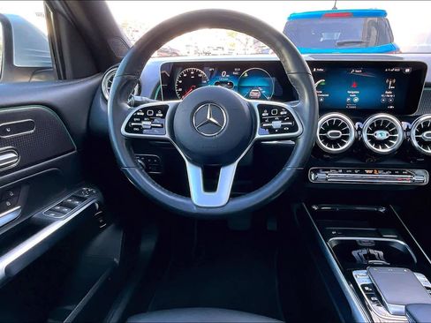 Used 2020 Mercedes-Benz GLB 250 image 6