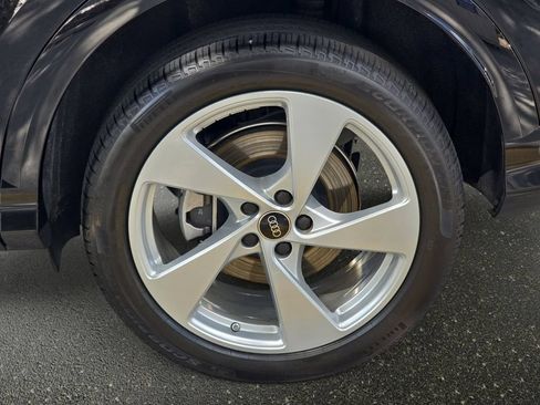 Certified 2025 Audi Q5 Premium Plus w/ Premium Plus AWD/4WD image 29