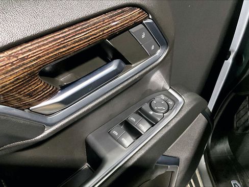 Used 2024 GMC Sierra 1500 Elevation image 39
