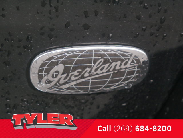 Used 2019 Jeep Grand Cherokee Overland AWD/4WD image 14