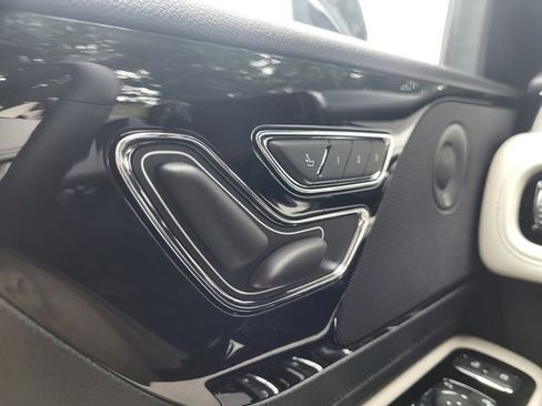 New 2025 Lincoln Aviator Reserve image 12