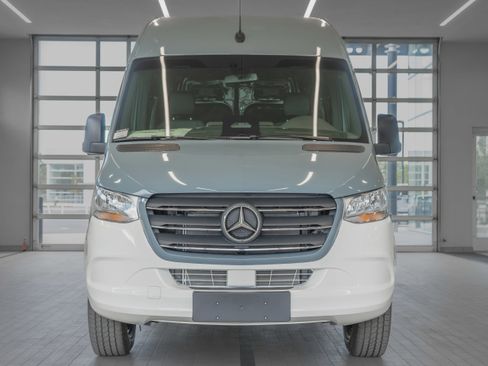 Certified 2025 Mercedes-Benz Sprinter 2500 image 10