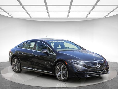 Used 2023 Mercedes-Benz EQS 450+ Sedan image 5
