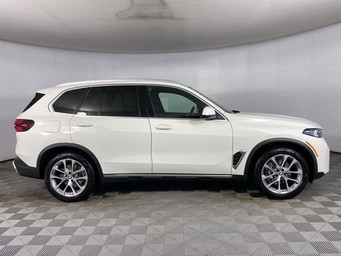 Used 2026 BMW X5 xDrive40i image 26