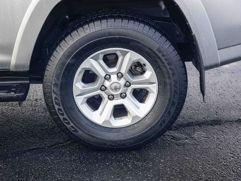 Used 2023 Toyota 4Runner SR5 Premium image 9