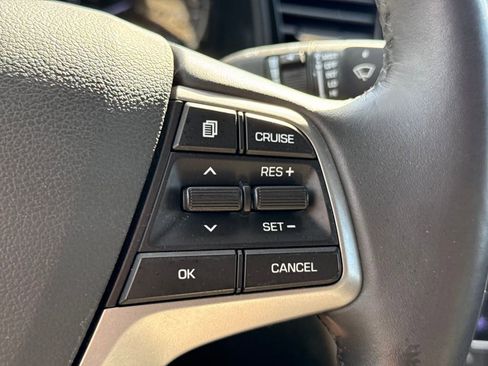 Used 2018 Hyundai Elantra Value Edition FWD image 27