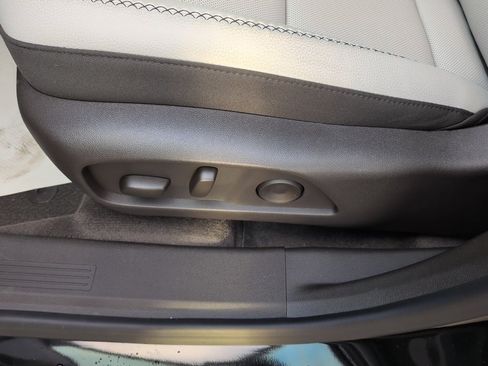 Used 2026 GMC Terrain Denali image 26