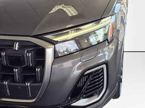 Used 2025 Audi Q7 3.0T Premium Plus AWD/4WD image 12