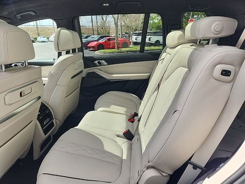 Used 2024 BMW X7 M60i w/ Executive Package image 20