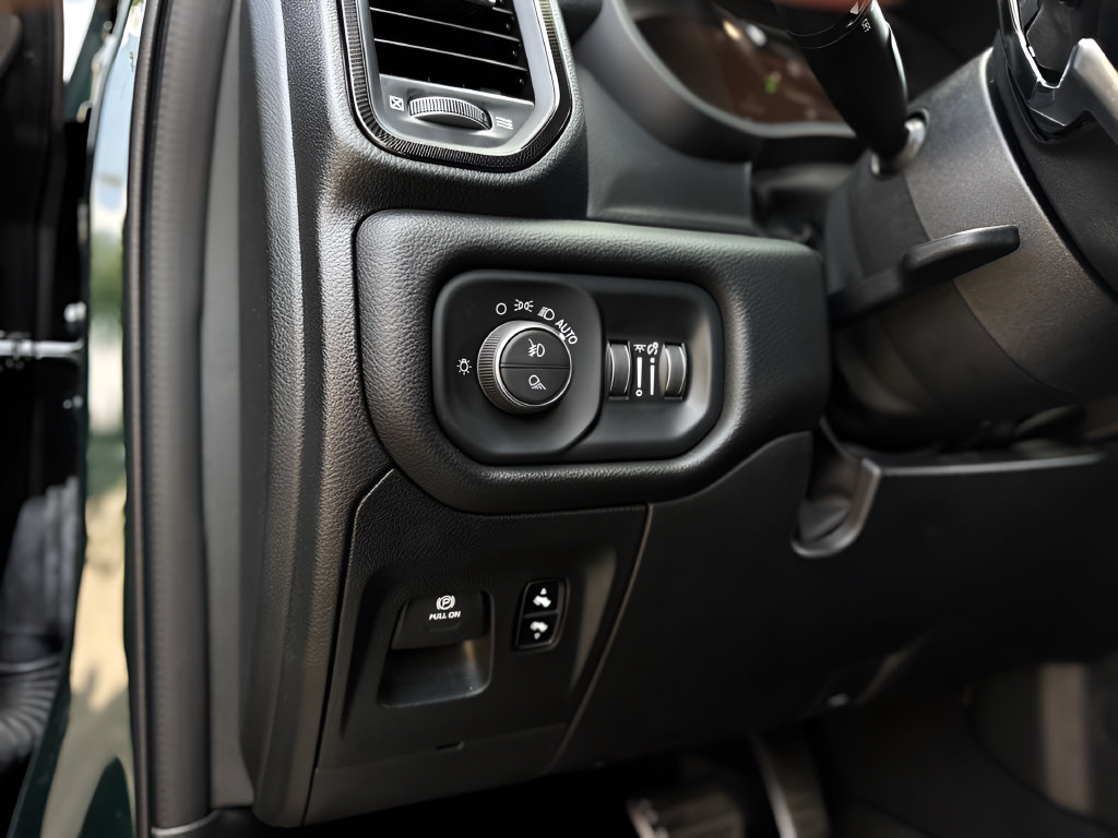 Used 2026 RAM 1500 RHO AWD/4WD image 16