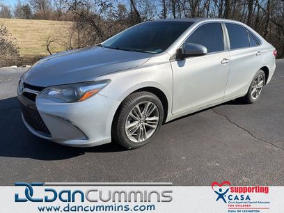 Used 2017 Toyota Camry SE w/ Moonroof Package