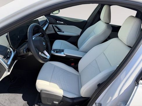 New 2026 BMW X1 xDrive28i w/ Technology Package AWD/4WD image 9