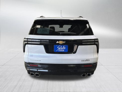 Used 2025 Chevrolet Traverse High Country image 6