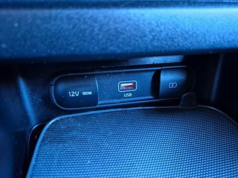 Used 2024 Kia Forte LXS image 17