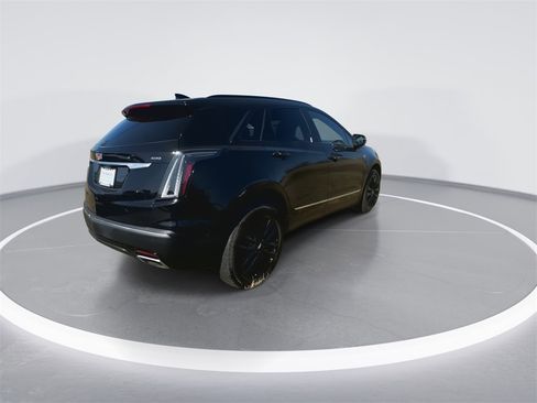 Used 2024 Cadillac XT5 Sportv image 8