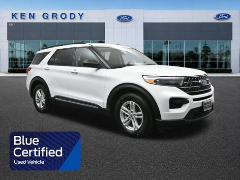Certified 2021 Ford Explorer XLT RWD image 1