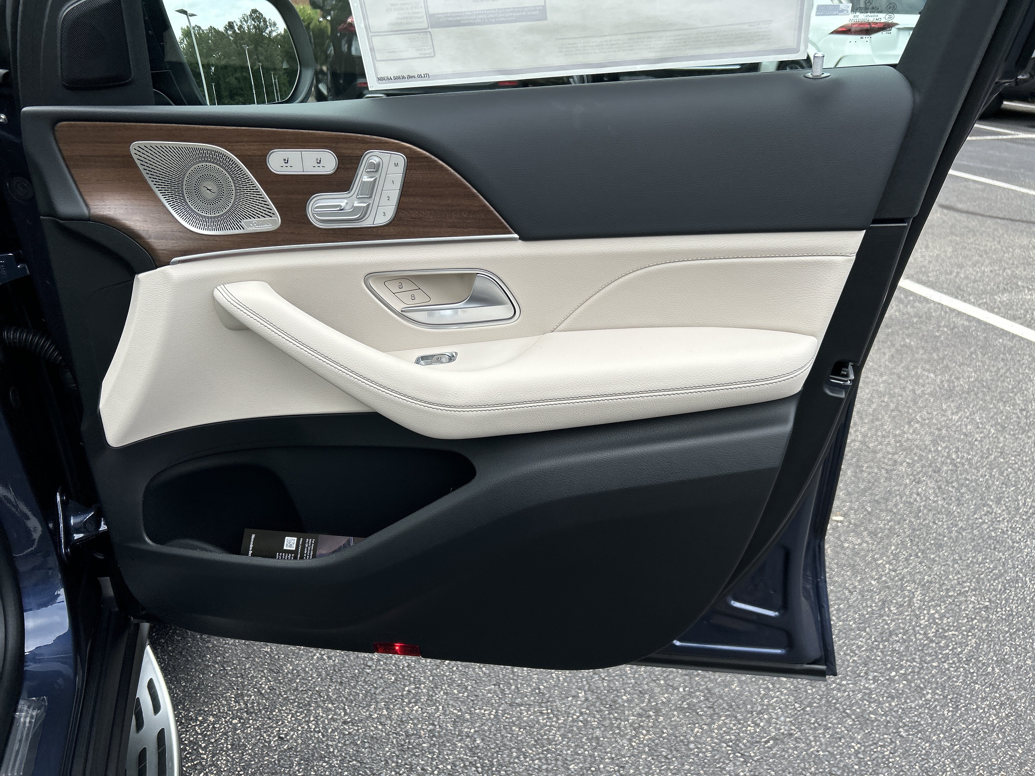 New 2026 Mercedes-Benz GLS 450 4MATIC image 45