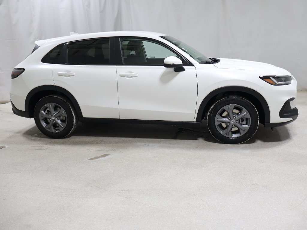 New 2027 Honda HR-V LX image 8