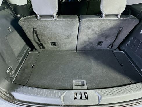 Used 2024 Ford Explorer Limited image 31