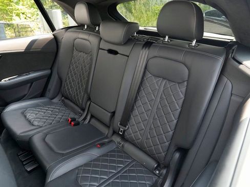 Used 2022 Audi SQ8 Prestige w/ Prestige Package image 24