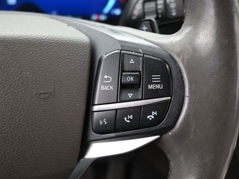 Used 2020 Ford Explorer Platinum w/ Premium Technology Package AWD/4WD image 15