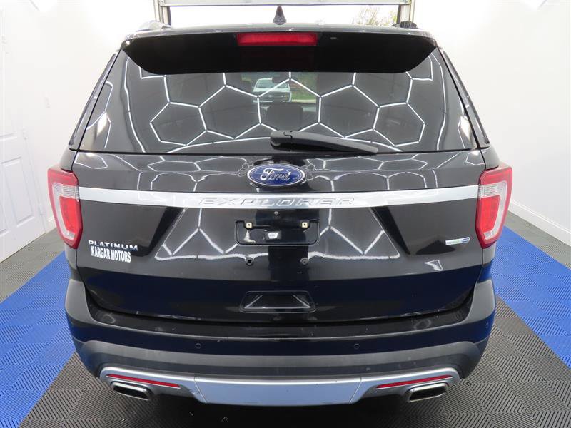 Used 2017 Ford Explorer Platinum AWD/4WD image 7