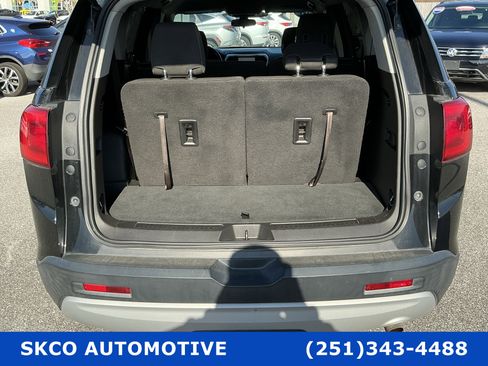 Used 2019 GMC Acadia SLE image 21