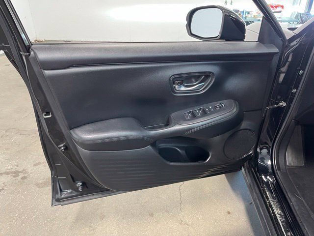 Used 2024 Honda HR-V LX image 25