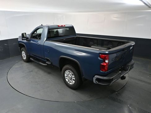 Used 2025 Chevrolet Silverado 2500 LT w/ Convenience Package AWD/4WD image 28