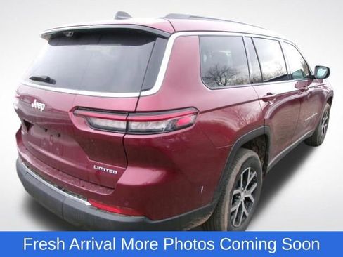 Used 2024 Jeep Grand Cherokee L Limited w/ Luxury Tech Group II image 6