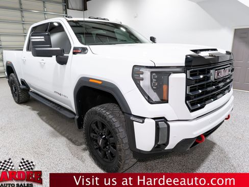 Used 2024 GMC Sierra 2500 AT4 w/ AT4 Premium Plus Package image 6