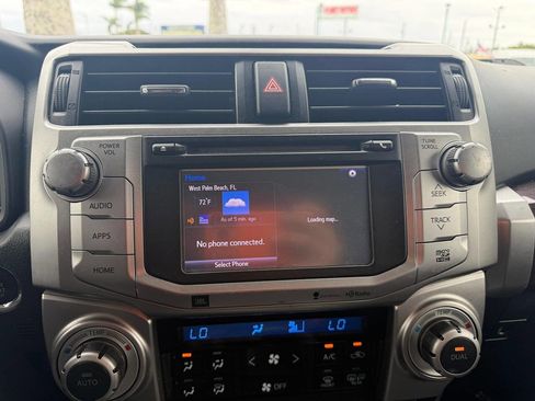 Used 2014 Toyota 4Runner Limited image 10