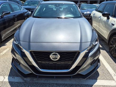 Used 2021 Nissan Altima 2.5 S w/ Driver Assist Package FWD image 2