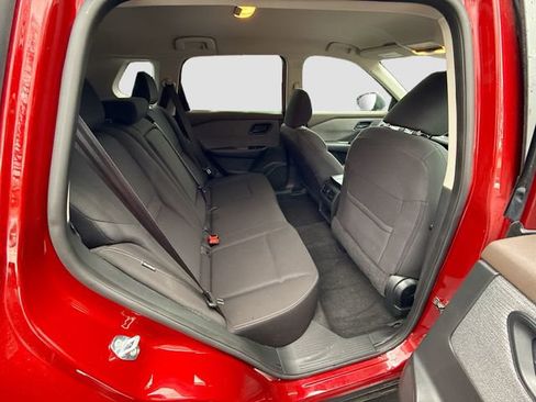 Used 2023 Nissan Rogue S image 25