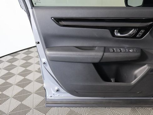 Used 2024 Honda CR-V EX-L image 12