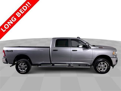 Used 2023 RAM 2500 Big Horn w/ Level 1 Equipment Group image 9