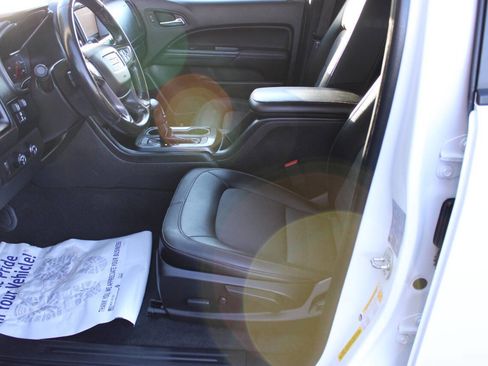 Used 2021 GMC Canyon AT4 w/ Trailering Package image 6