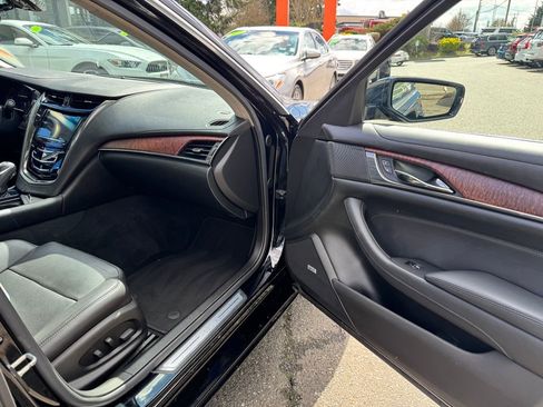 Used 2017 Cadillac CTS AWD Sedan w/ Seating Package image 11