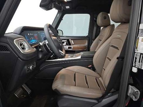 Used 2026 Mercedes-Benz G 63 AMG 4MATIC w/ AMG Offroad Package Pro image 5