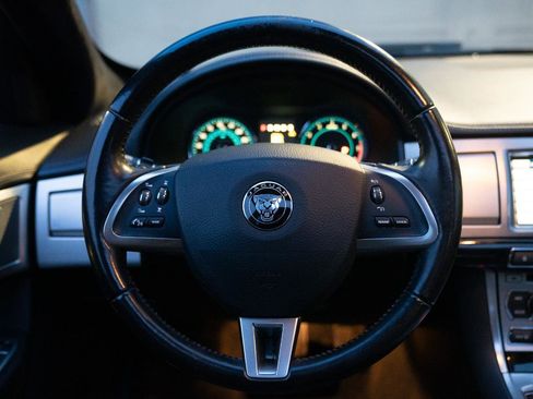 Used 2015 Jaguar XF Portfolio image 35