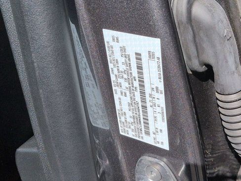 Used 2025 Ford Escape ST-Line AWD/4WD image 32