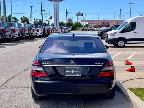 Used 2008 Mercedes-Benz S 550 4MATIC image 5